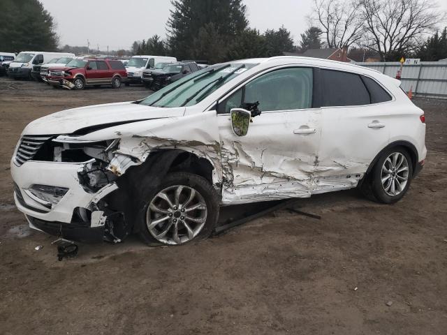 LINCOLN MKC SELECT 2018 with VIN 5LMCJ2C93JUL07309 - Photo from auction