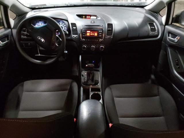 Photo 8 from auction – 2017 KIA FORTE LX with VIN 3KPFK4A78HE090976