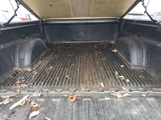 Photo 10 from auction – 2005 CHEVROLET SILVERADO with VIN 2GCEC19T951271330