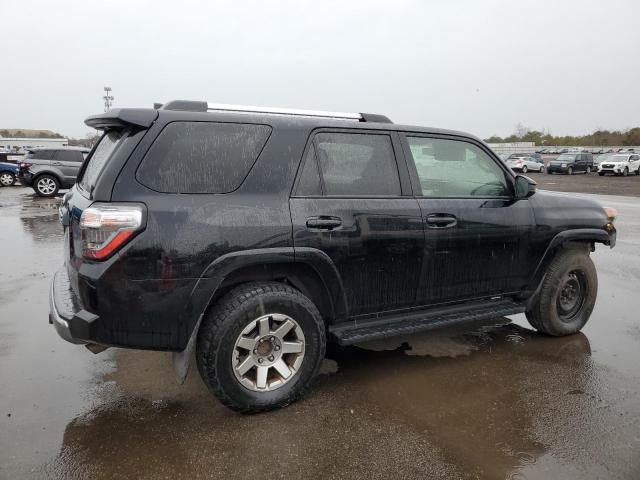 Photo 3 from auction – 2016 TOYOTA 4RUNNER SR with VIN JTEBU5JR1G5321495