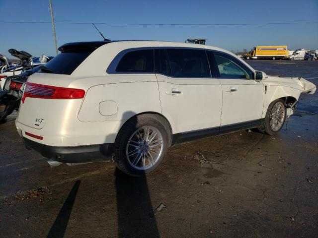 Photo 3 from auction – 2013 LINCOLN MKT with VIN 2LMHJ5AT5DBL56244