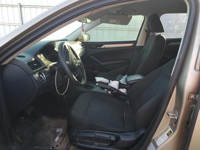 Photo 7 from auction – 2015 VOLKSWAGEN PASSAT S with VIN 1VWAT7A38FC042305