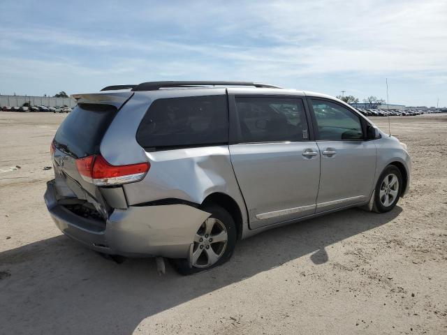 Photo 3 from auction – 2012 TOYOTA SIENNA LE with VIN 5TDKK3DC3CS232666