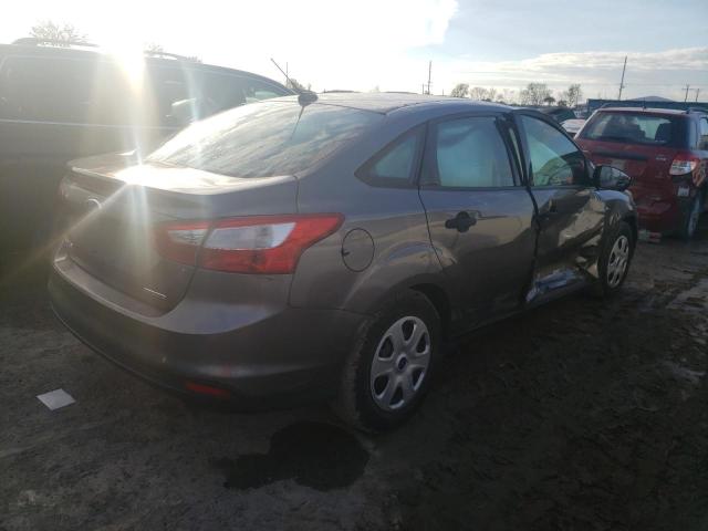 Photo 3 from auction – 2013 FORD FOCUS S with VIN 1FADP3E23DL371446