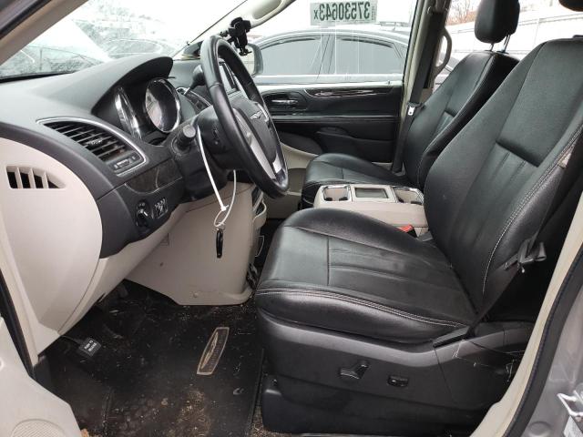 Photo 7 from auction – 2016 CHRYSLER TOWN AND C with VIN 2C4RC1AGXGR159477