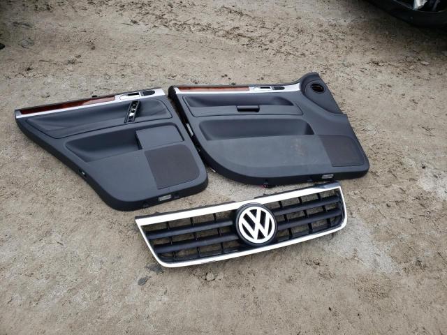 Photo 13 from auction – 2004 VOLKSWAGEN TOUAREG 3. with VIN WVGBC67L04D013215