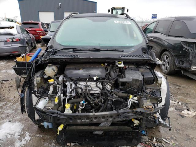 Photo 5 from auction – 2017 FORD ESCAPE SE with VIN 1FMCU9GD3HUC89955