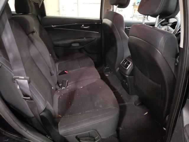 Photo 11 from auction – 2016 KIA SORENTO LX with VIN 5XYPGDA58GG003857