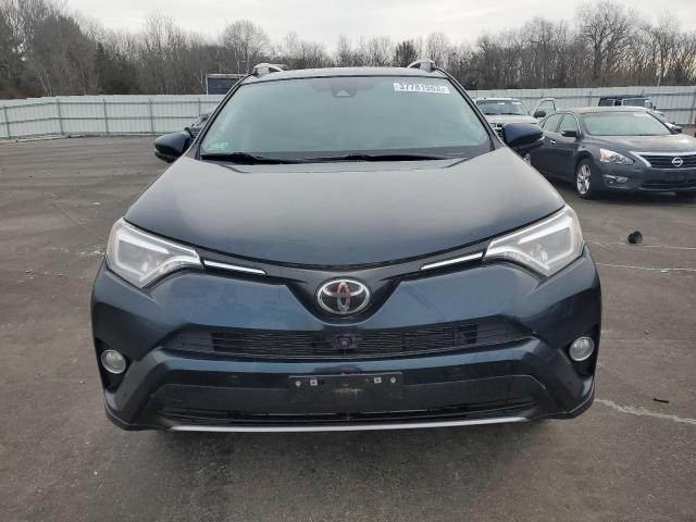 Photo 5 from auction – 2017 TOYOTA RAV4 LIMIT with VIN 2T3DFREV3HW643913