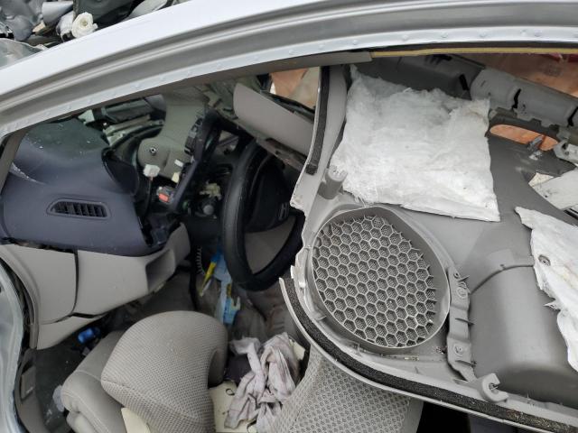 Photo 8 from auction – 2010 HONDA INSIGHT LX with VIN JHMZE2H56AS032881