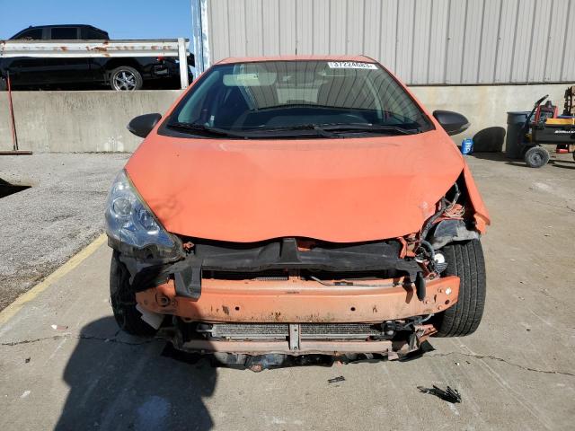 Photo 5 from auction – 2012 TOYOTA PRIUS C with VIN JTDKDTB38C1002471