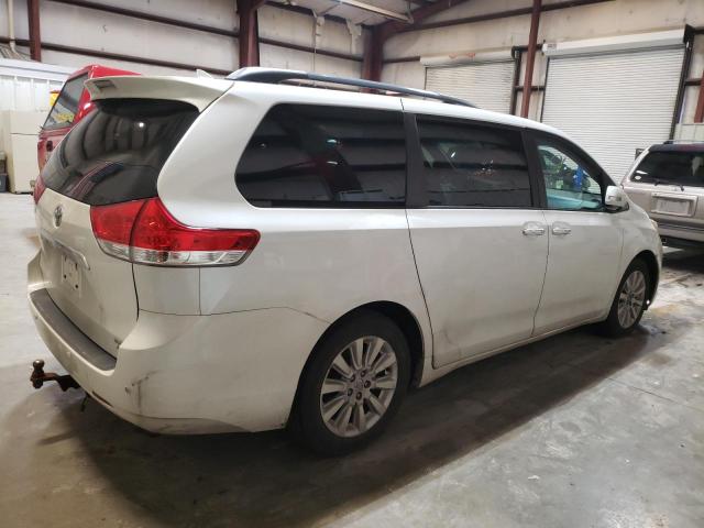 Photo 3 from auction – 2013 TOYOTA SIENNA XLE with VIN 5TDDK3DC8DS053081