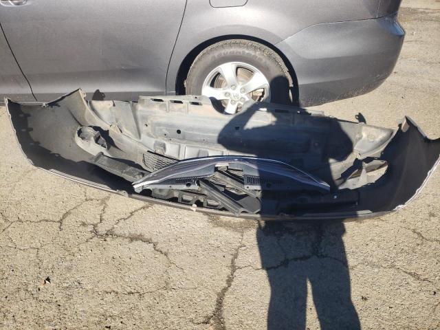 Photo 13 from auction – 2015 TOYOTA SIENNA LE with VIN 5TDKK3DC5FS588606