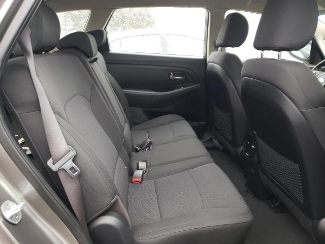 Photo 11 from auction – 2016 KIA RONDO with VIN KNAHT8A38G7128650