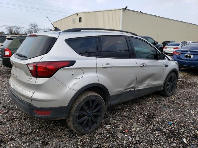 Photo 3 from auction – 2019 FORD ESCAPE SE with VIN 1FMCU0GD0KUC05982