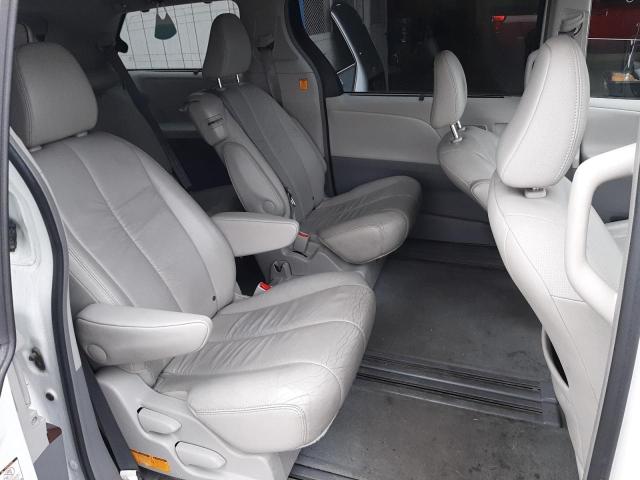 Photo 11 from auction – 2012 TOYOTA SIENNA XLE with VIN 5TDYK3DC3CS215537