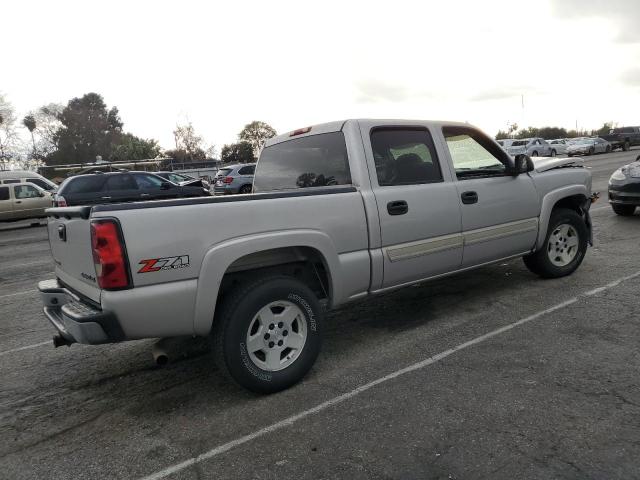Photo 3 from auction – 2004 CHEVROLET SILVERADO with VIN 2GCEK13T941303347