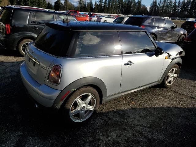 Photo 3 from auction – 2007 MINI COOPER with VIN WMWMF33567TU61363