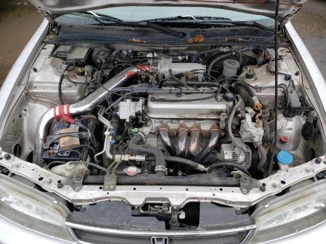 Photo 11 from auction – 1997 HONDA ACCORD SE with VIN 1HGCD5608VA261448