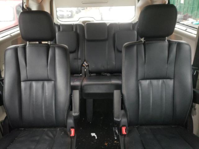 Photo 10 from auction – 2016 CHRYSLER TOWN & COU with VIN 2C4RC1BG7GR132624