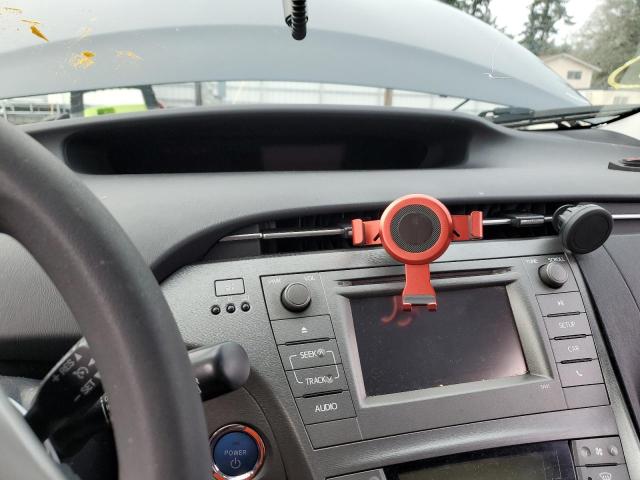 Photo 9 from auction – 2014 TOYOTA PRIUS with VIN JTDKN3DU0E0368677