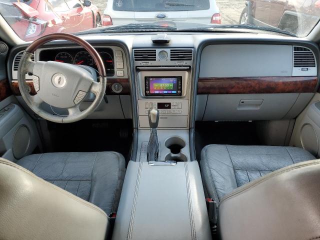 Photo 8 from auction – 2004 LINCOLN NAVIGATOR with VIN 5LMFU28R54LJ03523