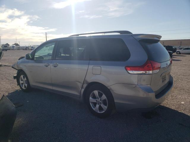 Photo 2 from auction – 2013 TOYOTA SIENNA LE with VIN 5TDKK3DC5DS314934