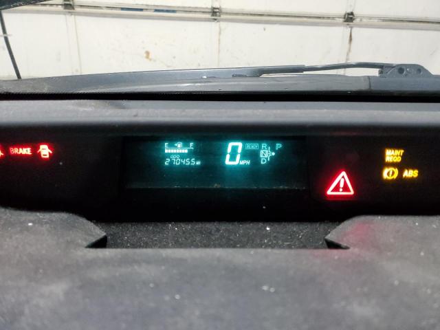 Photo 9 from auction – 2004 TOYOTA PRIUS with VIN JTDKB22U440001432
