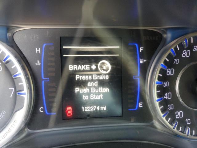 Photo 9 from auction – 2015 CHRYSLER 200 LIMITE with VIN 1C3CCCAB8FN571323