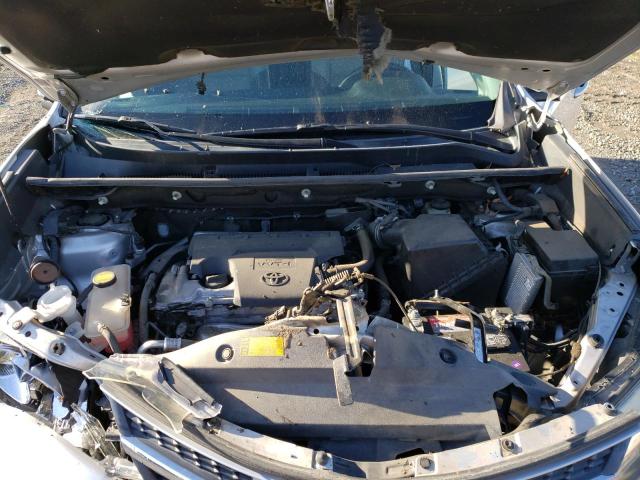 Photo 12 from auction – 2015 TOYOTA RAV4 LIMIT with VIN 2T3YFREV0FW133565