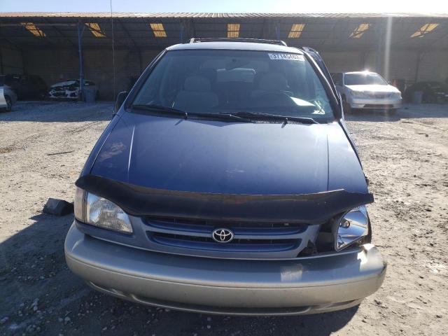 Photo 5 from auction – 2000 TOYOTA SIENNA with VIN 4T3ZF13C4YU183153