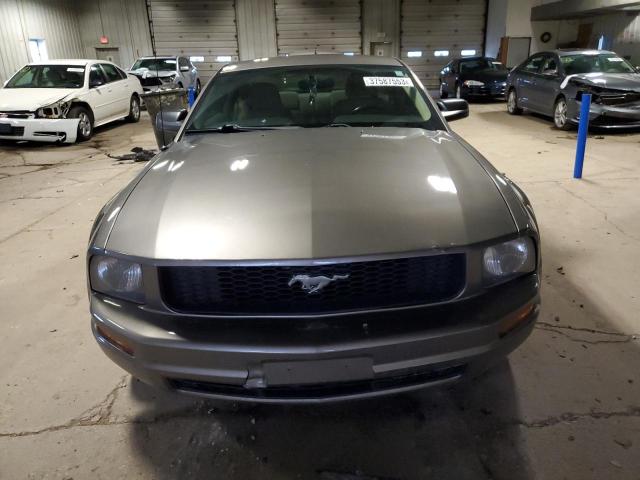 Photo 5 from auction – 2005 FORD MUSTANG with VIN 1ZVFT80N255251881