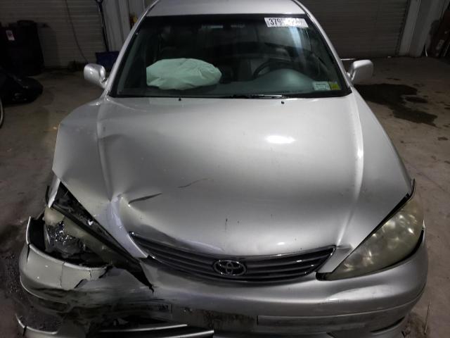 Photo 11 from auction – 2005 TOYOTA CAMRY LE with VIN 4T1BE30K95U985407