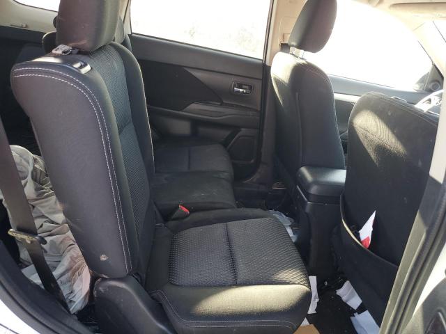 Photo 10 from auction – 2018 MITSUBISHI OUTLANDER with VIN JA4AD3A33JZ038297