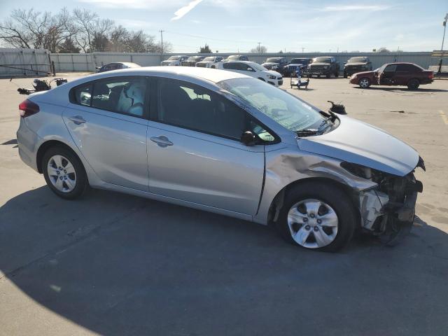 Photo 4 from auction – 2017 KIA FORTE LX with VIN 3KPFK4A73HE081134