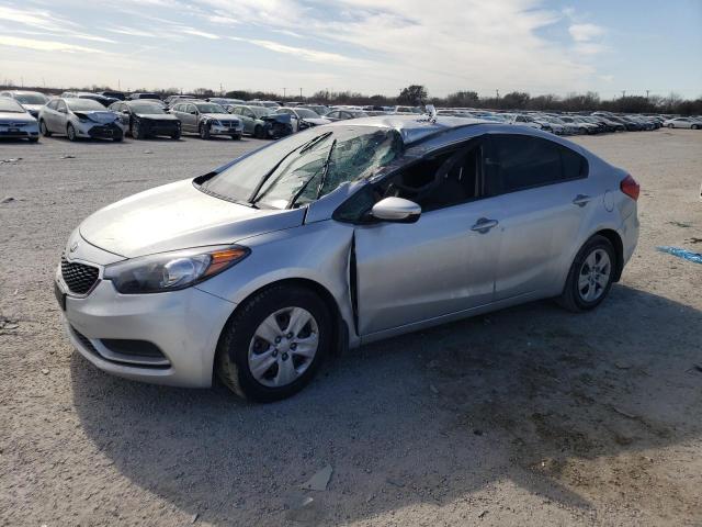 KIA FORTE LX 2015 with VIN KNAFK4A63F5261565 - Photo from auction