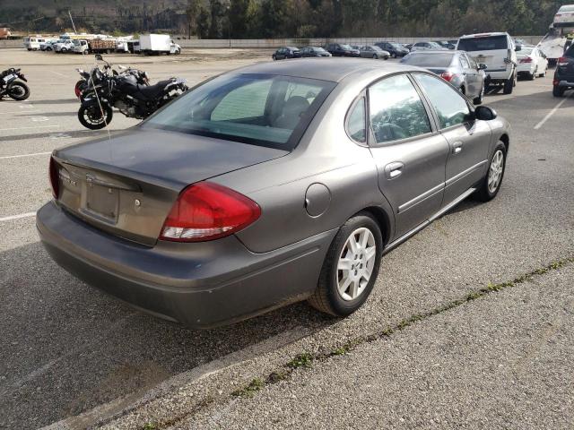 Photo 3 from auction – 2005 FORD TAURUS SE with VIN 1FAFP53U45A179538
