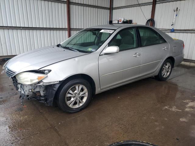 TOYOTA CAMRY LE 2005 with VIN 4T1BF30K45U091411 - Photo from auction