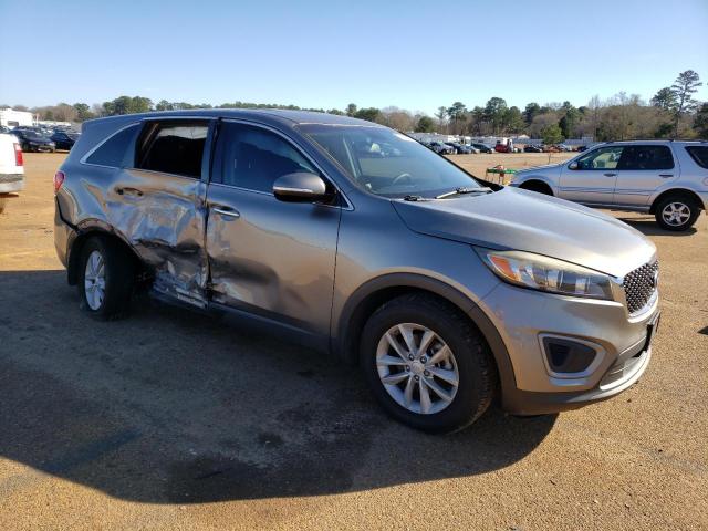 Photo 4 from auction – 2016 KIA SORENTO LX with VIN 5XYPG4A32GG018904