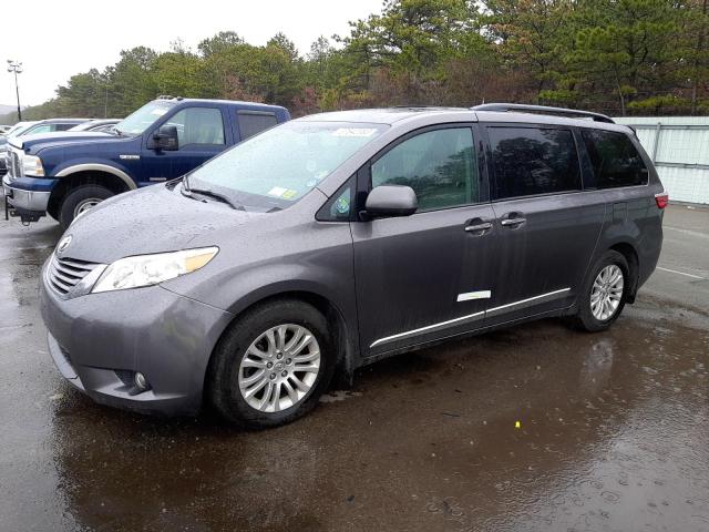 TOYOTA SIENNA XLE 2016 with VIN 5TDYK3DC9GS759319 - Photo from auction