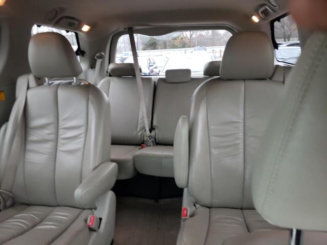 Photo 10 from auction – 2011 TOYOTA SIENNA XLE with VIN 5TDDK3DC6BS007696