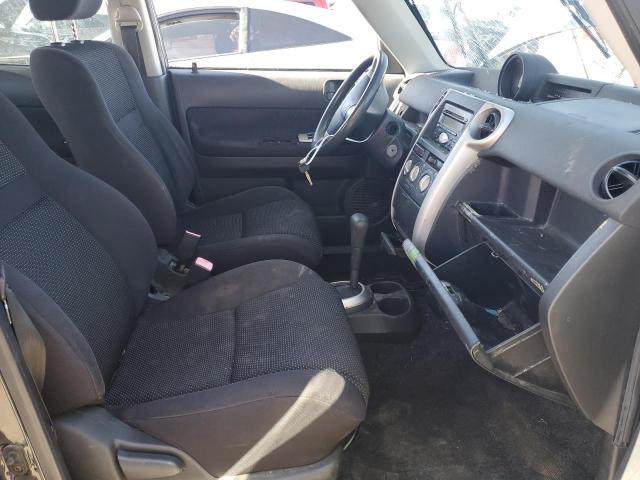 Photo 7 from auction – 2004 TOYOTA SCION XB with VIN JTLKT324040154560