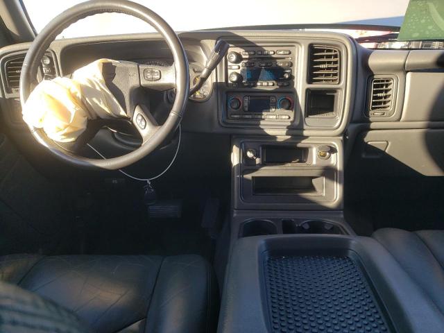 Photo 8 from auction – 2004 CHEVROLET AVALANCHE with VIN 3GNEK12T64G204792