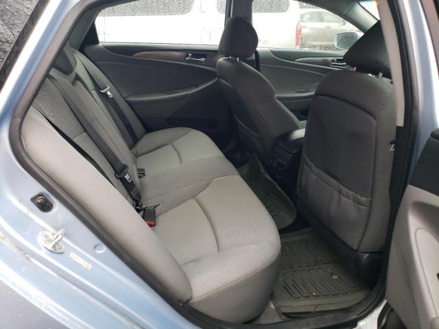 Photo 10 from auction – 2011 HYUNDAI SONATA HYB with VIN KMHEC4A41BA007070