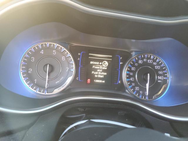 Photo 9 from auction – 2015 CHRYSLER 200 LIMITE with VIN 1C3CCCAB1FN596774
