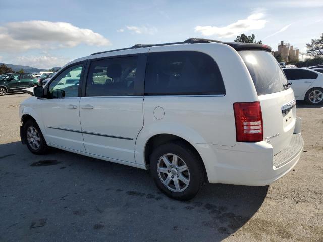 Photo 2 from auction – 2010 CHRYSLER TOWN & COU with VIN 2A4RR5DX8AR345585