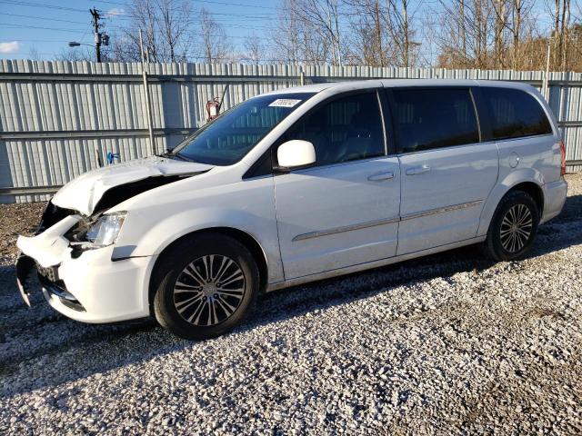 CHRYSLER TOWN & COU 2014 with VIN 2C4RC1HG7ER188437 - Photo from auction
