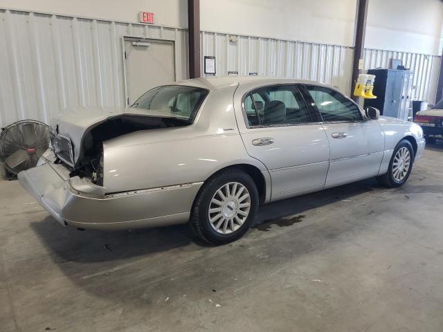 Photo 3 from auction – 2003 LINCOLN TOWN CAR E with VIN 1LNHM81W33Y649401