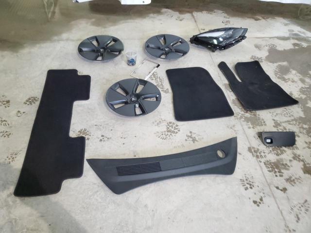 Photo 12 from auction – 2022 TESLA MODEL 3 with VIN 5YJ3E1EB6NF288873