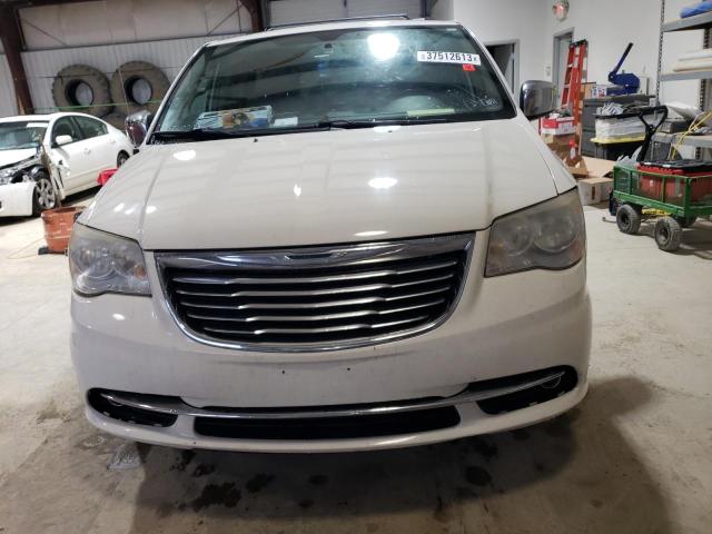 Photo 5 from auction – 2013 CHRYSLER TOWN & COU with VIN 2C4RC1CG5DR541490